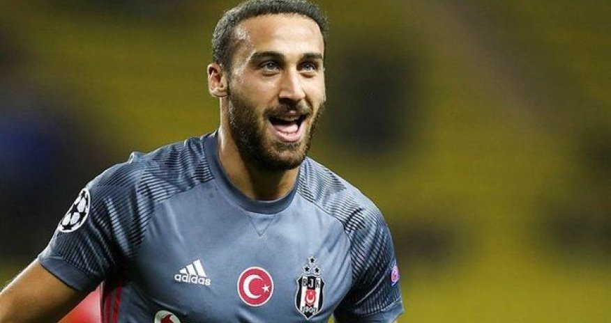 Cenk Tosun rekord qiymətə transfer olundu