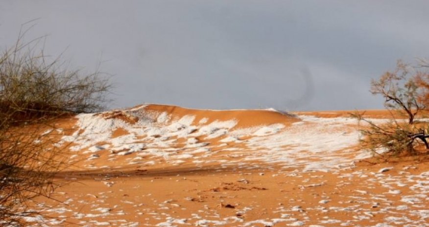 Saxara səhrasına qar yağdı - FOTO