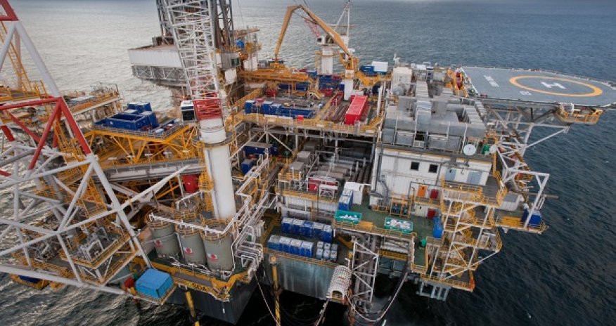 С месторождения 