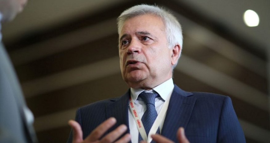 “Kreml siyahısı” hamıdan çox Vahid Ələkbərova ziyan vurdu