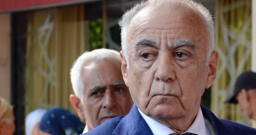 Hacıbala Abutalıbovun oğlu İstanbulda otel aldı - FOTO