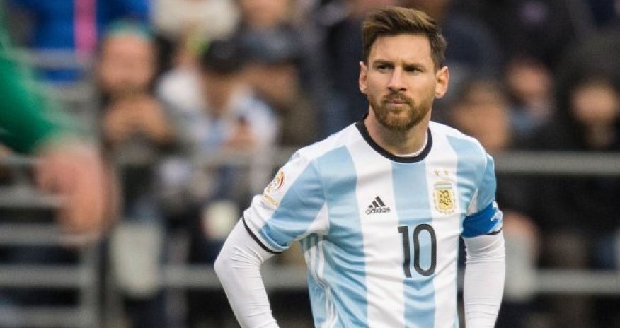 Azərbaycan Messiyə görə milyon dollar təklif edib 