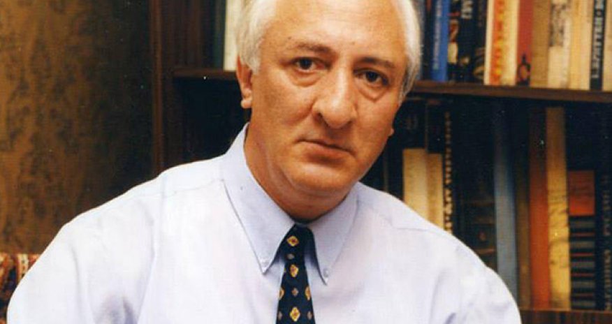 Tahir Əkbər vəfat etdi