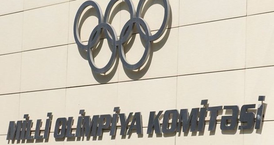 İdman mütəxəssisləri təltif edildi