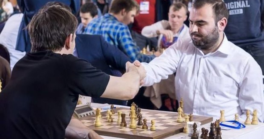 “Şah” liderliyi əldən verdi