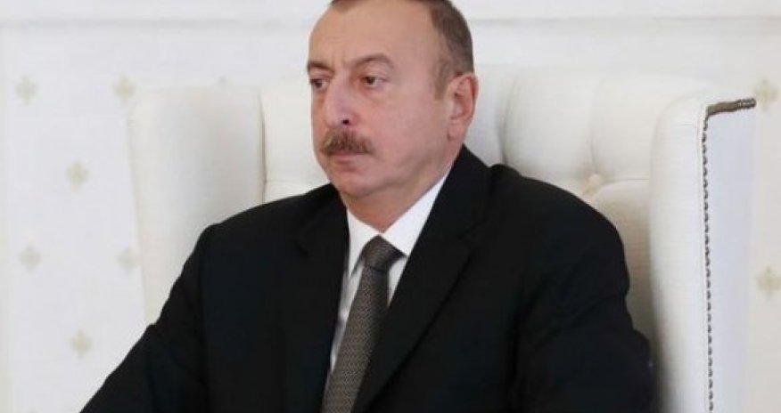 Ильхам Алиев настраивает цифровое правительство