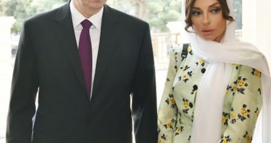 Prezident və xanımı Hacı Cavad məscidində - FOTO