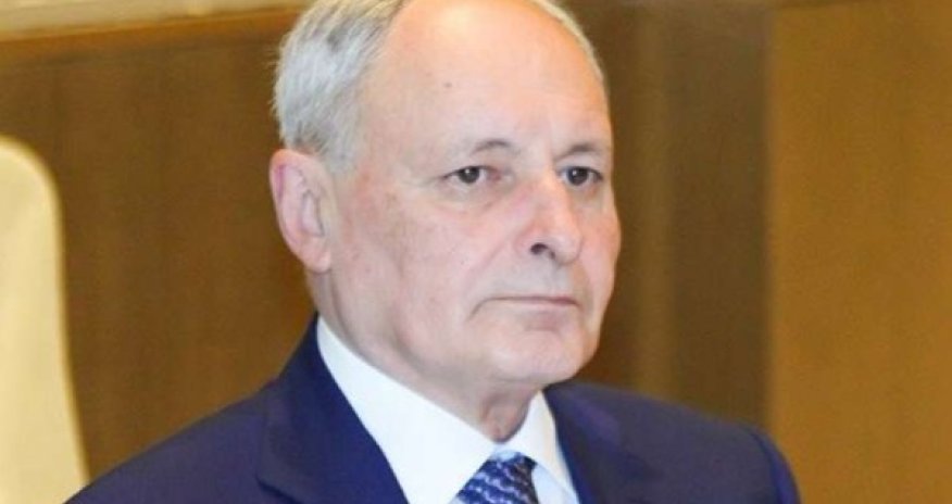 Nazir direktoru işdən azad etdi