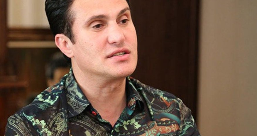 Nadir Qafarzadə ÜZÜCÜ XƏBƏR