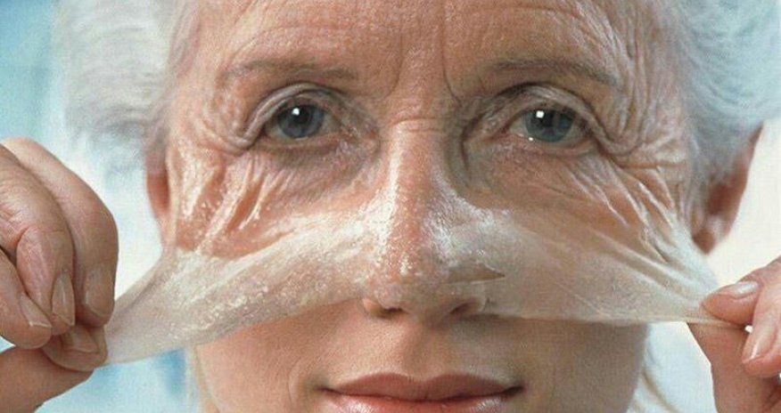 Alimlər qadınlarda qocalma prosesindən xəbər verən əlamətləri açıqlayıblar