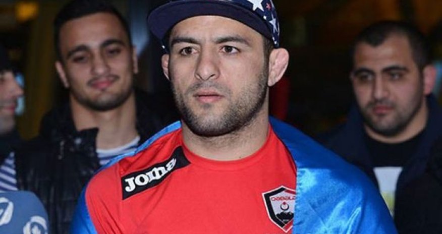 Azərbaycanlı döyüşçü dünya çempionu oldu