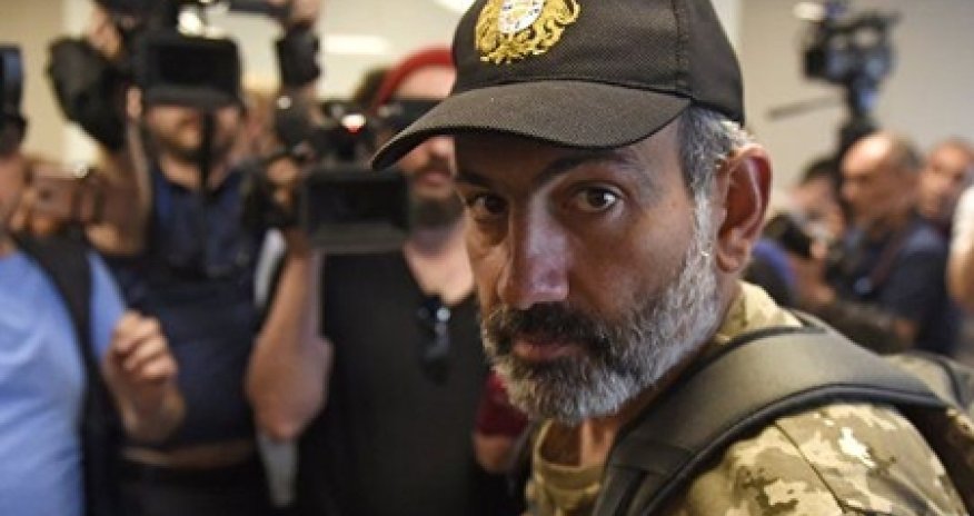 Tramp Paşinyanı təbrikt etdi - Qarabağla bağlı mesaj