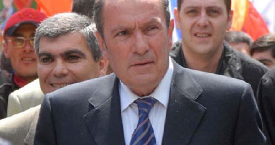 Ter-Petrosyan siyasətə qayıtdı: “Vəziyyət nəzarətdən çıxa bilər”