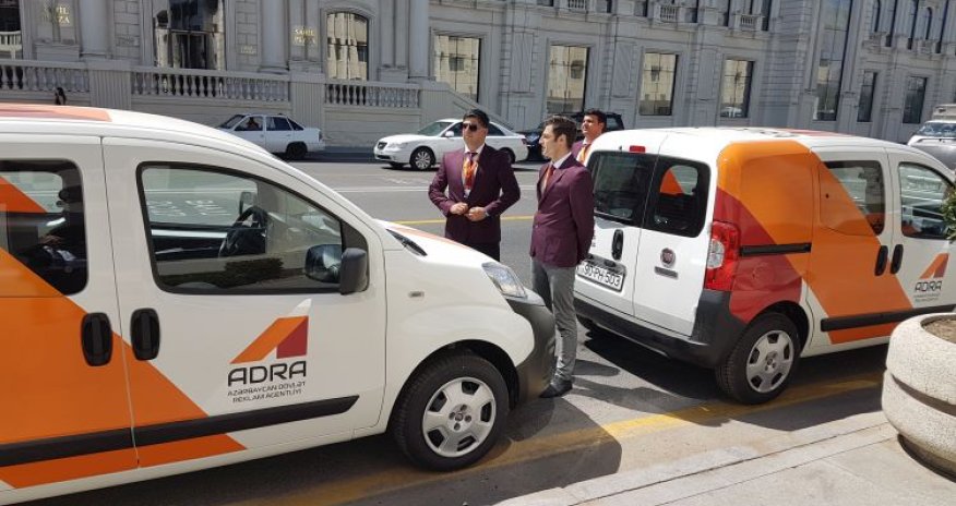 Dövlət Reklam Agentliyi yeni avtomobillər alıb