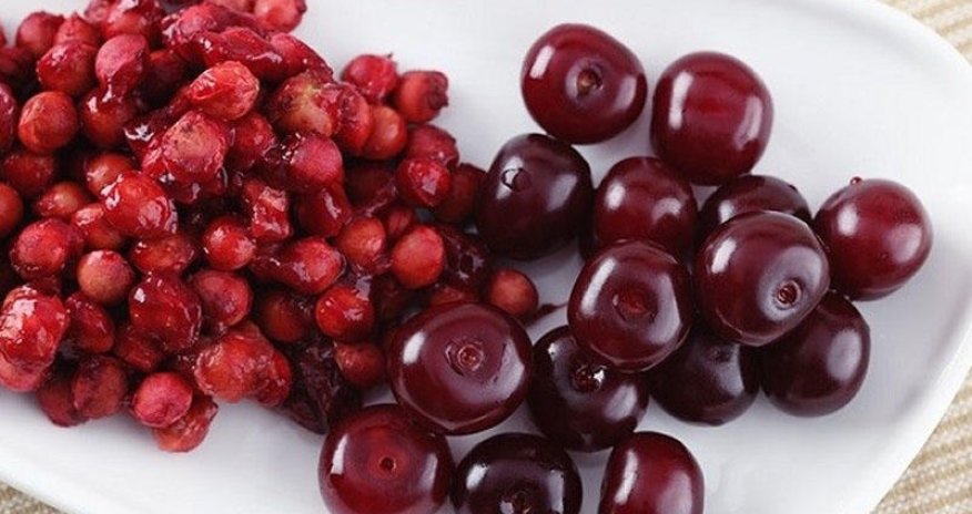 Albalı yedikdən sonra tumlarını atmayın - Xərçəngin dərmanıdır?