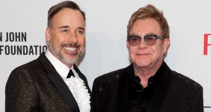 Муж Элтона Джона: «Скоро мы вернемся в Армению»