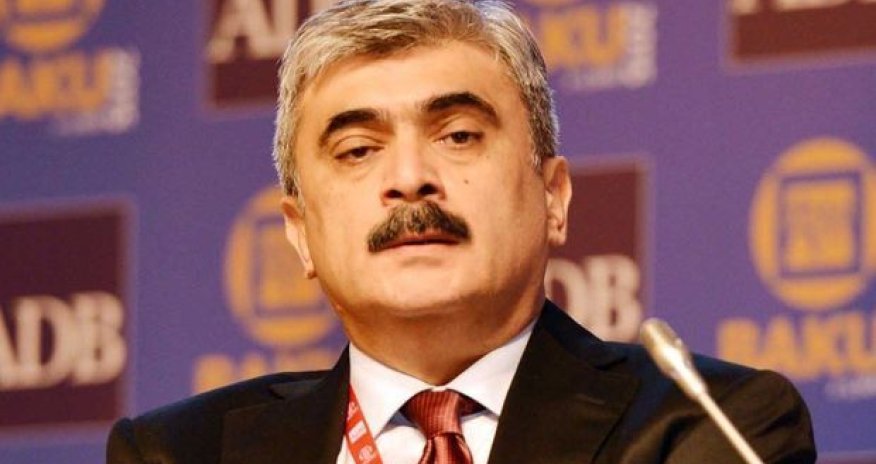 Samir Şərifov iclası yarımçıq tərk etdi