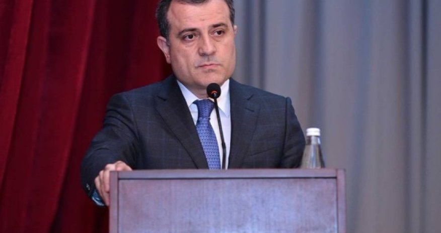 Nazir şöbə müdirini vəzifəsindən azad etdi