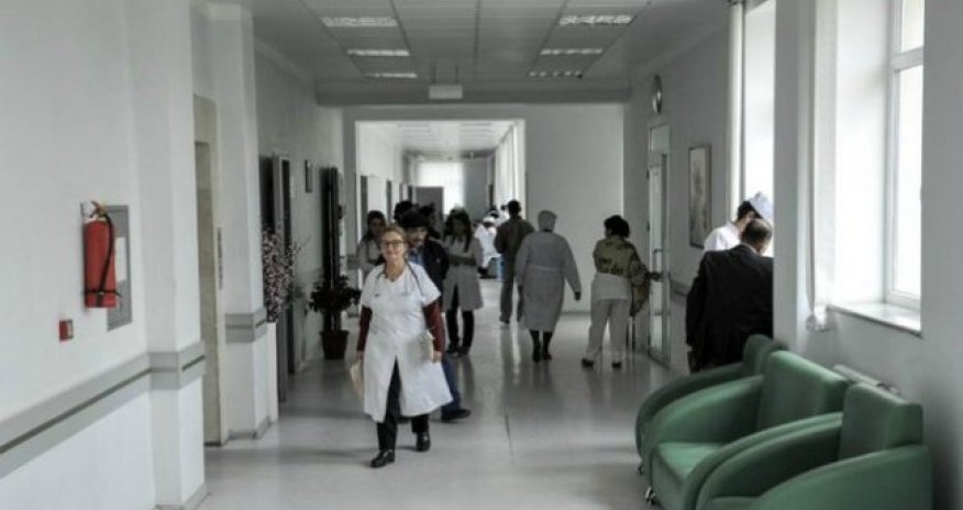 Məşhur müğənnidən üzücü xəbər