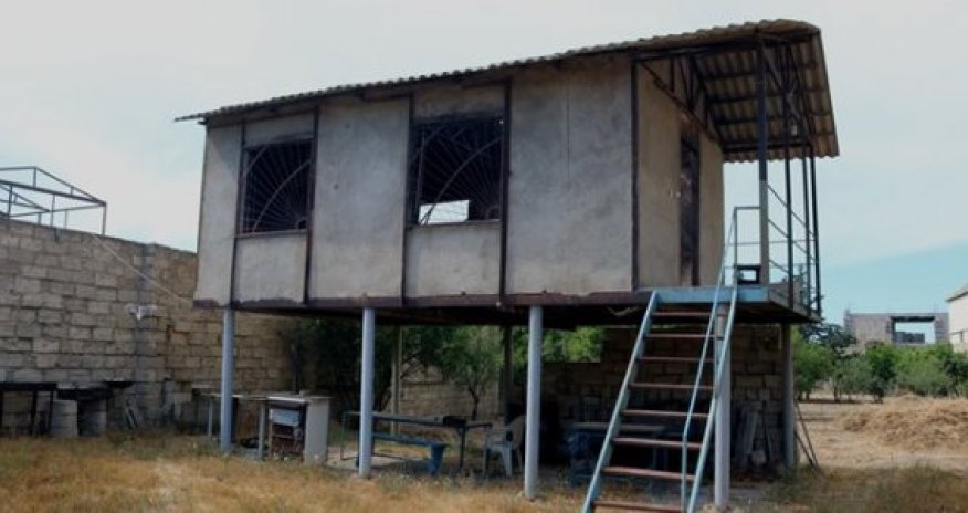 Əbülfəz Elçibəyin yanan bağ evi dağılmaq üzrədir  - VİDEO