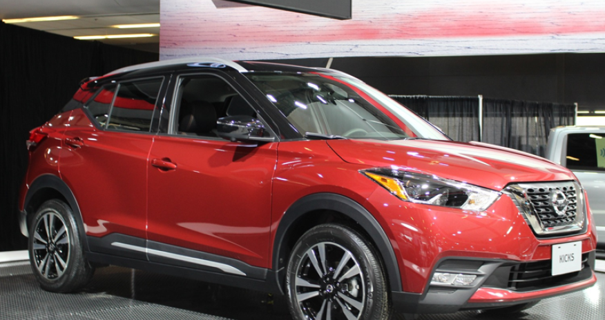 Məşhurların savaşdığı maşın neçəyədir? - FOTO