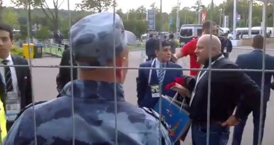 Maradona stadionun ərazisinə buraxılmadı - VİDEO