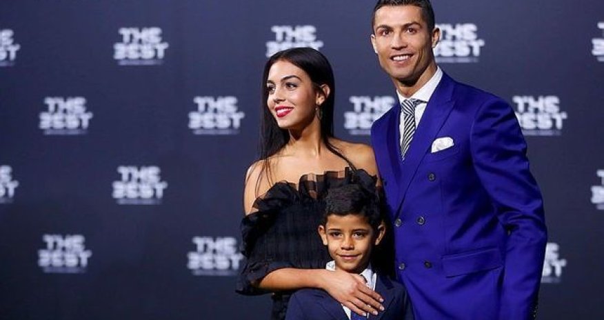 Ronaldu beşinci dəfə ata olacaq