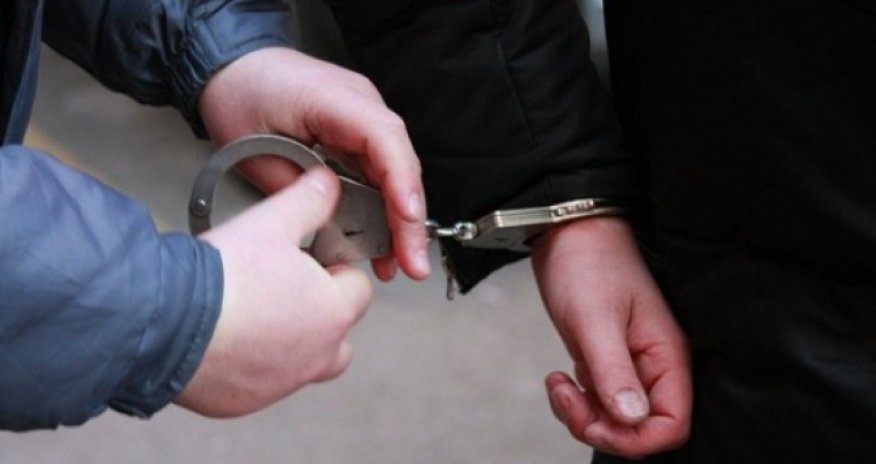 Azərbaycanda vəzifəli şəxslər həbs edildi - RƏSMİ