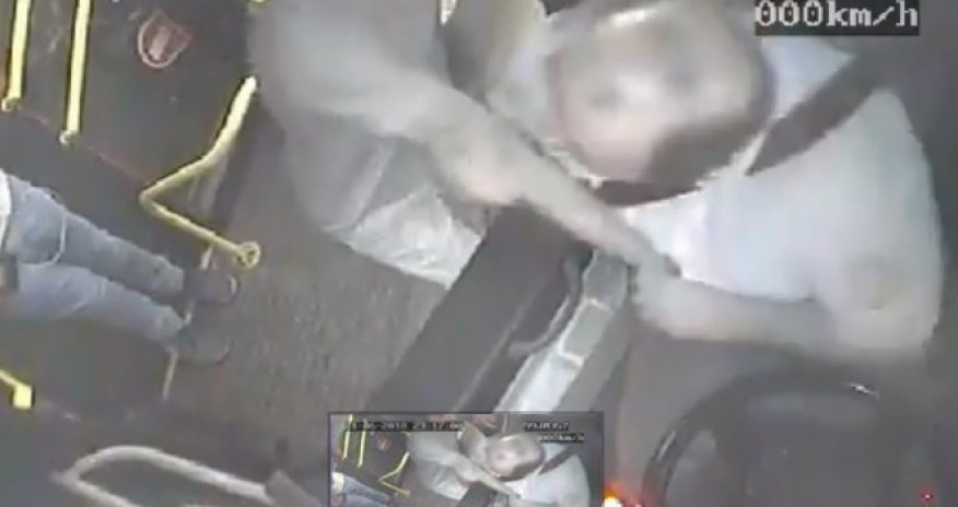 Bakıda avtobusda dəhşət - ŞOK VİDEO 