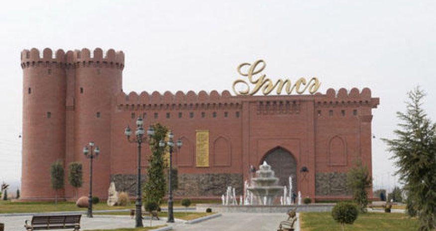 Tanınmışlar Gəncə olayı haqda nələr yazdı?