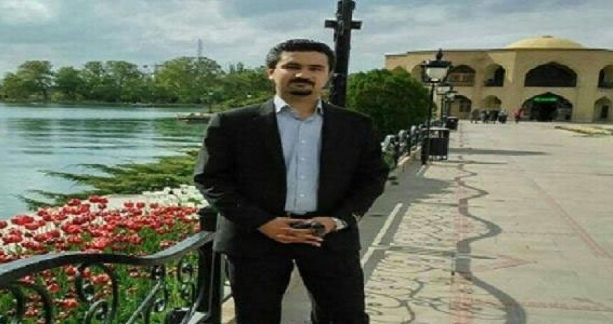 Azərbaycan bayrağını öpən gənc həbs edildi