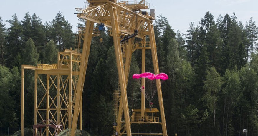 Разработаны парашюты для эвакуации из небоскребов