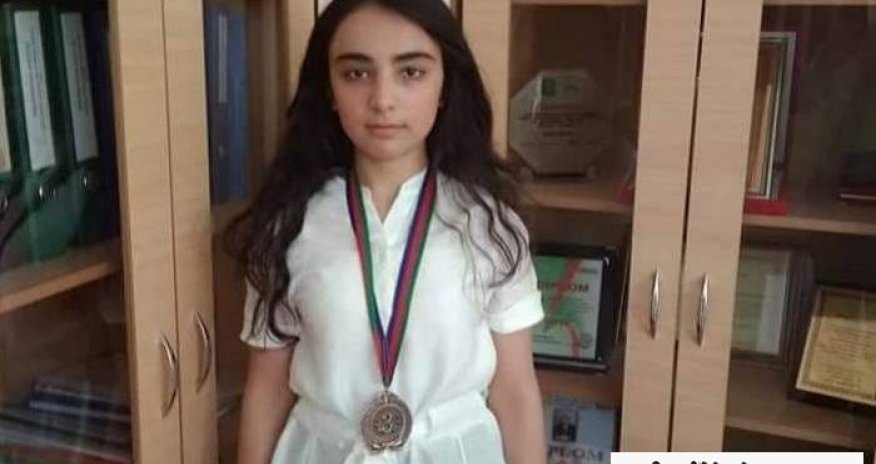 “Repetitor yanına getməmişəm” - 700 bal toplayan Selcan