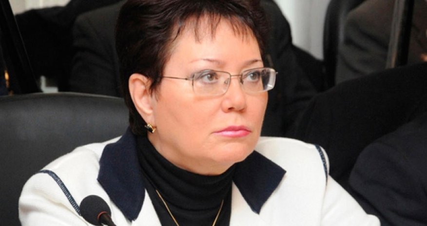 Elmira Axundova oğlunun əməllərindən danışdı