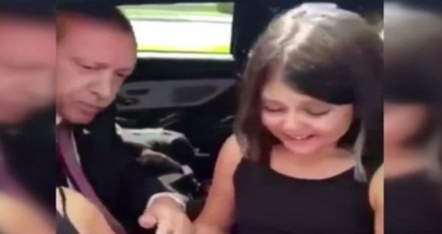 Ərdoğan “Rəcəb dədə” deyən uşağa görə kortejini saxlatdırdı – Video