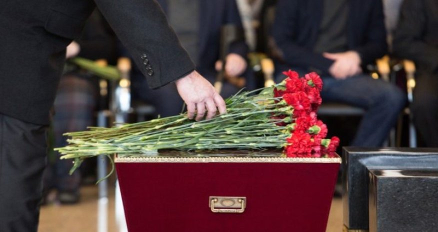 Aktrisa səhnədə öldü -  FOTO