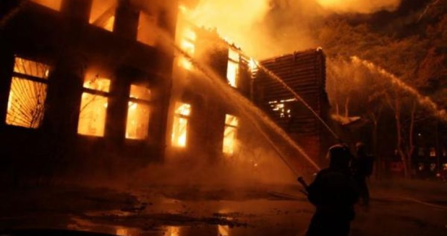 Azərbaycanda xəstəxana yandı