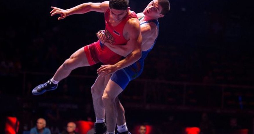 Güləşçimiz erməni idmançıya belə qalib gəldi - VİDEO
