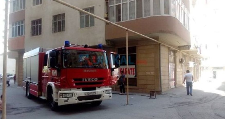 Bakıdakı 16 mərtəbəli binada YANĞIN HƏYƏCANI 