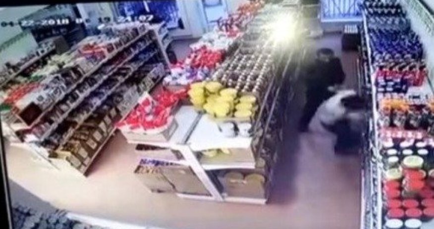 Bakıda mağazaya basqın oldu - XƏSARƏT ALAN VAR