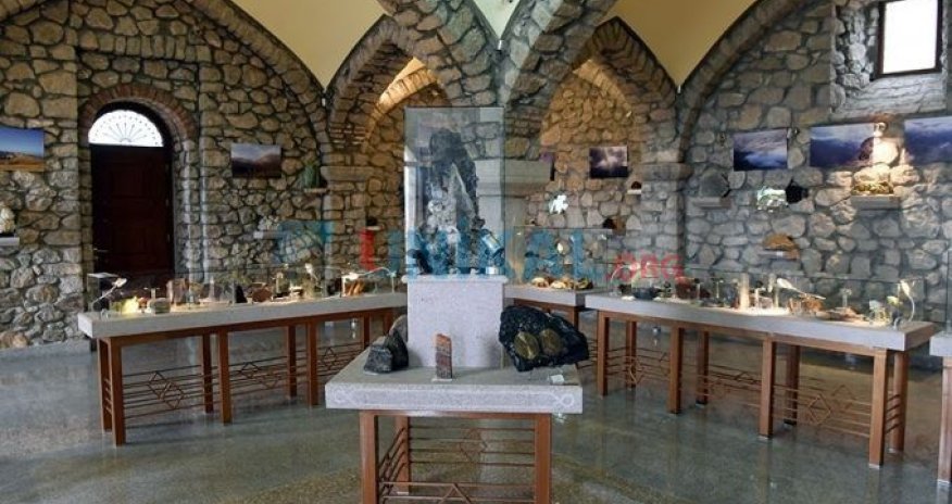 Ermənilərdən növbəti TƏXRİBAT: Şuşada muzey yaratdılar - FOTOLAR