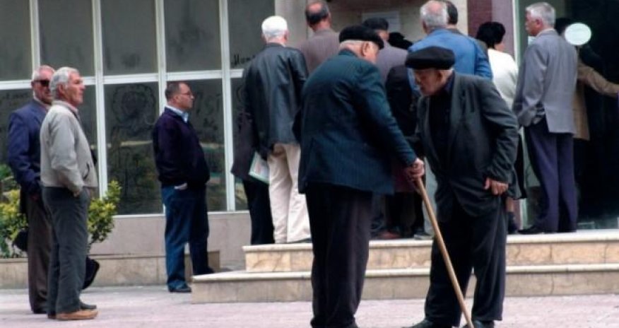 Pensiyaçılara bayram müjdəsi