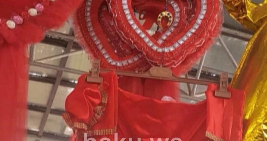 Bakıda qurbanlıq qoyun paltarları satılır 