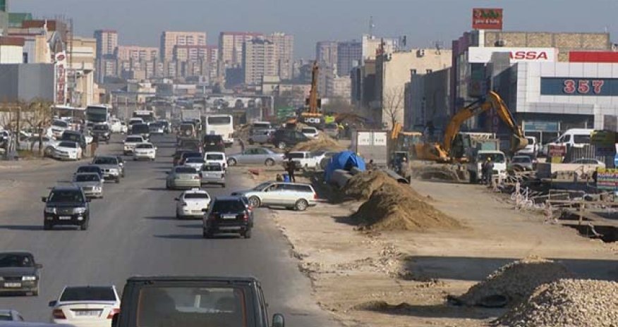 “Babək”də 20 gün əvvəl istifadəyə verilən yol sökülür