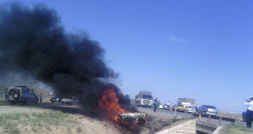 Toydan qayıdan ailə məhv oldu: 4 ölü, 7 yaralı - VİDEO