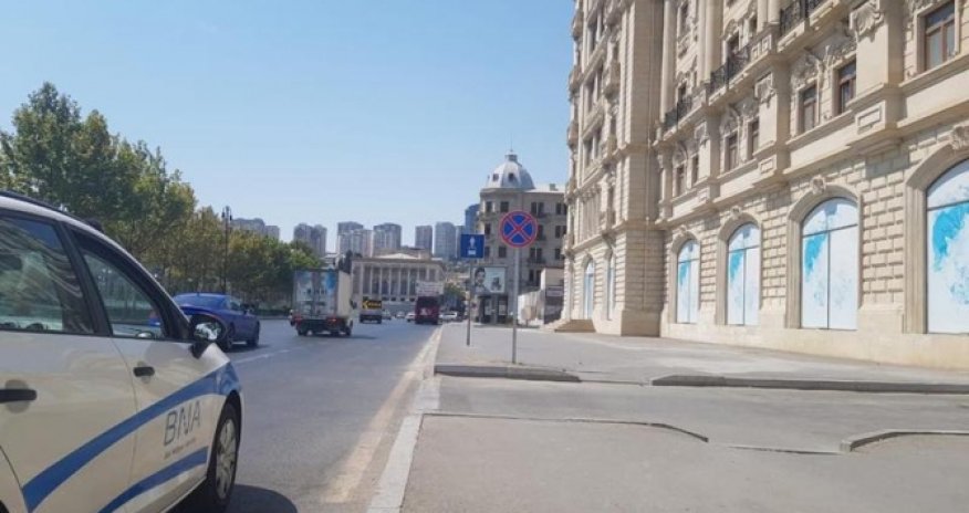 Bu küçədə parklanma ləğv edildi