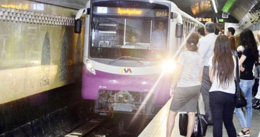 Bakı metrosunda gərgin anlar