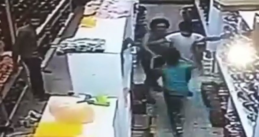 Lənkəranda zəlzələ anı - VIDEO