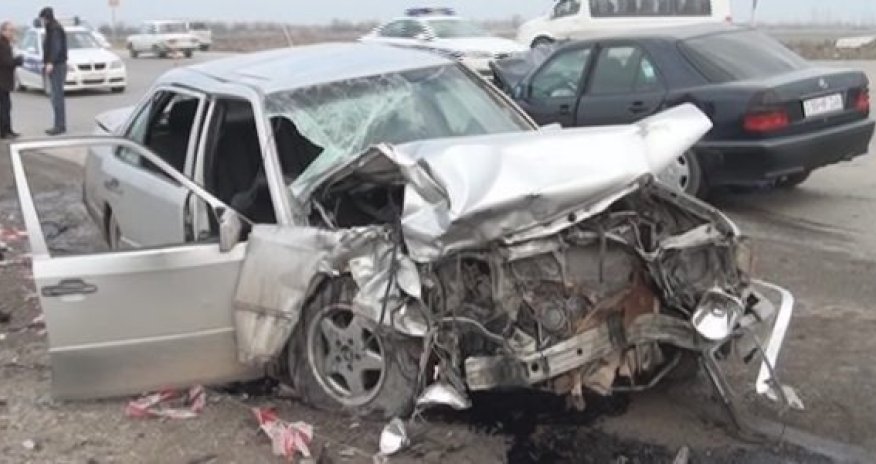 Qırmızı körpüdə AĞIR QƏZA: Yas mərasiminə gedən 8 azərbaycanlı...