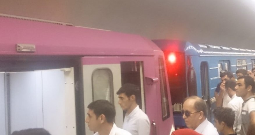 Bakı metrosunda gərgin anlar – qatarlardakı sərnişinlər boşaldıldı